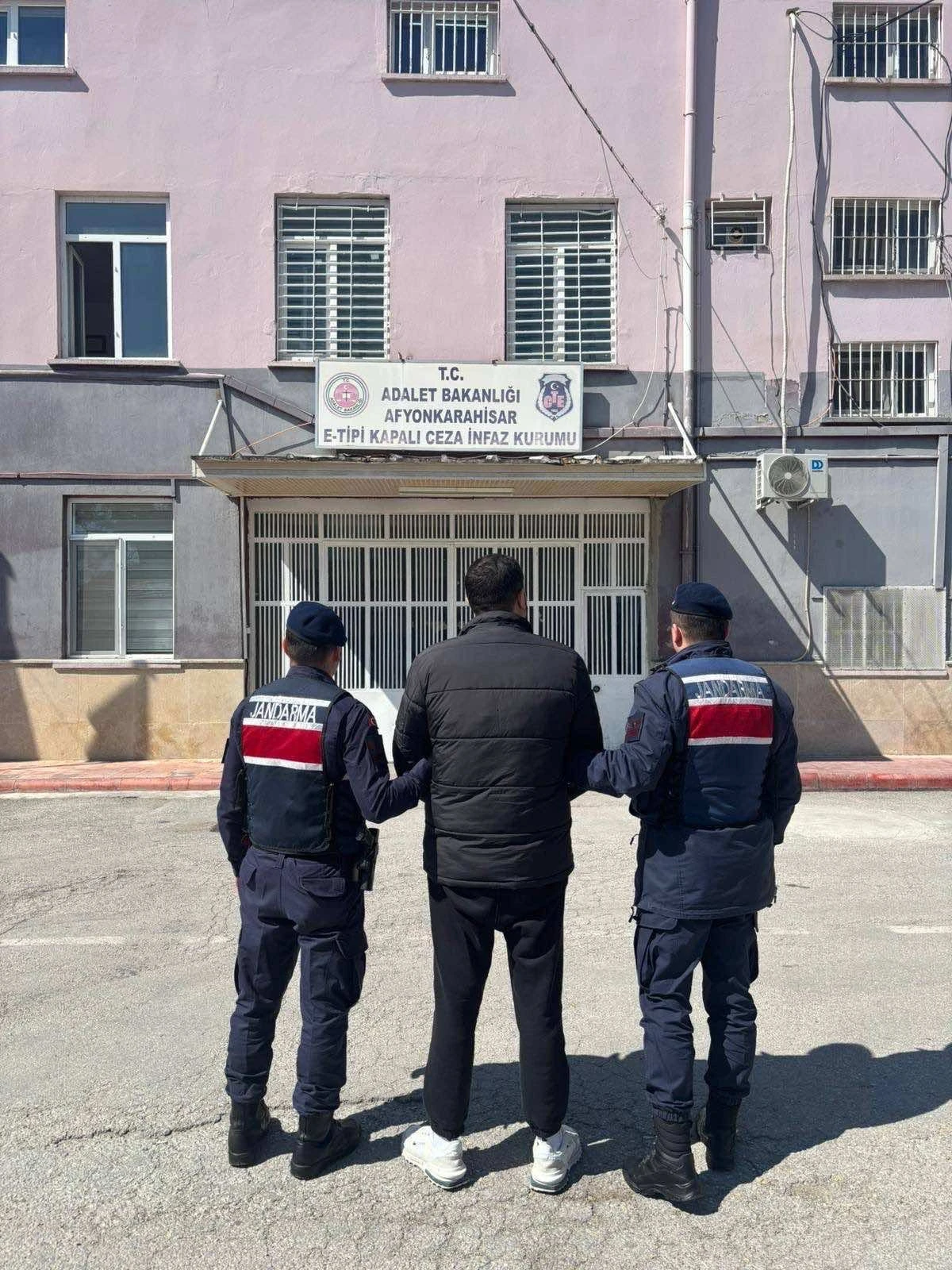 21 YIL HAPİS CEZASI BULUNAN ŞAHIS YAKALANDI