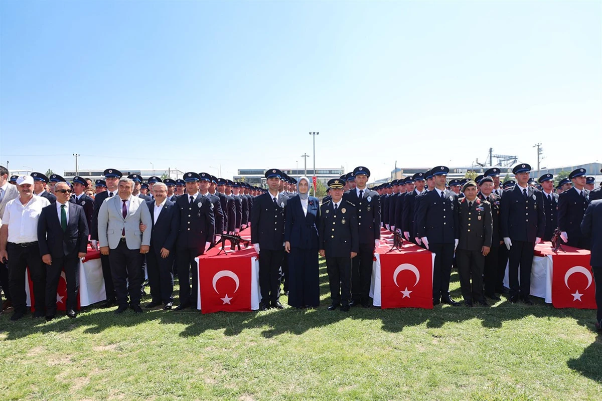 225 Polis Memuru Düzenlenen Törenle Mesleğe Adım Attı