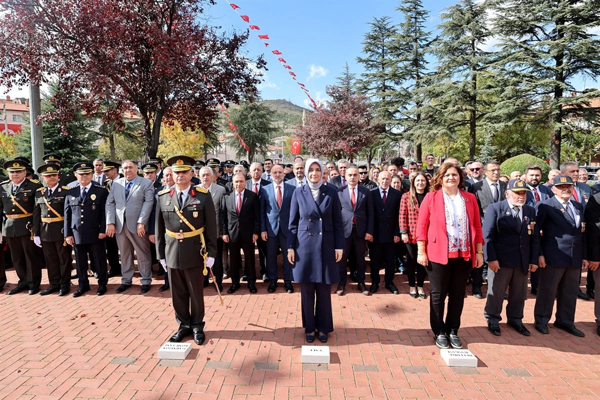 Afyonkarahisar, Cumhuriyetimizin 102. Yılını Gururla Kutladı