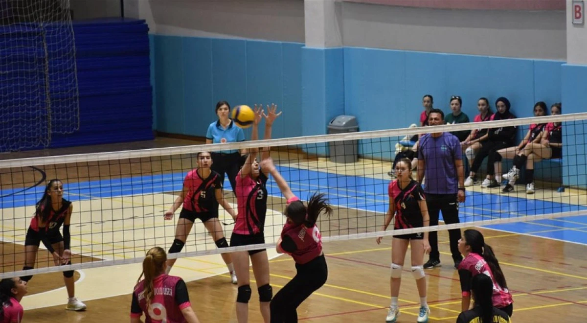Afyonkarahisar’da Okul Sporları Müsabakaları Başladı