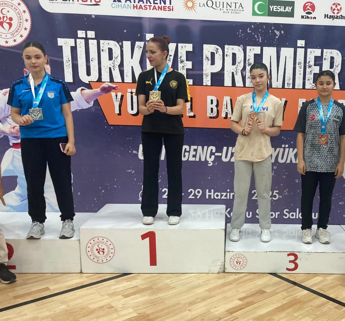 Afyonkarahisarlı Sporculardan Zonguldak’ta Büyük Başarı