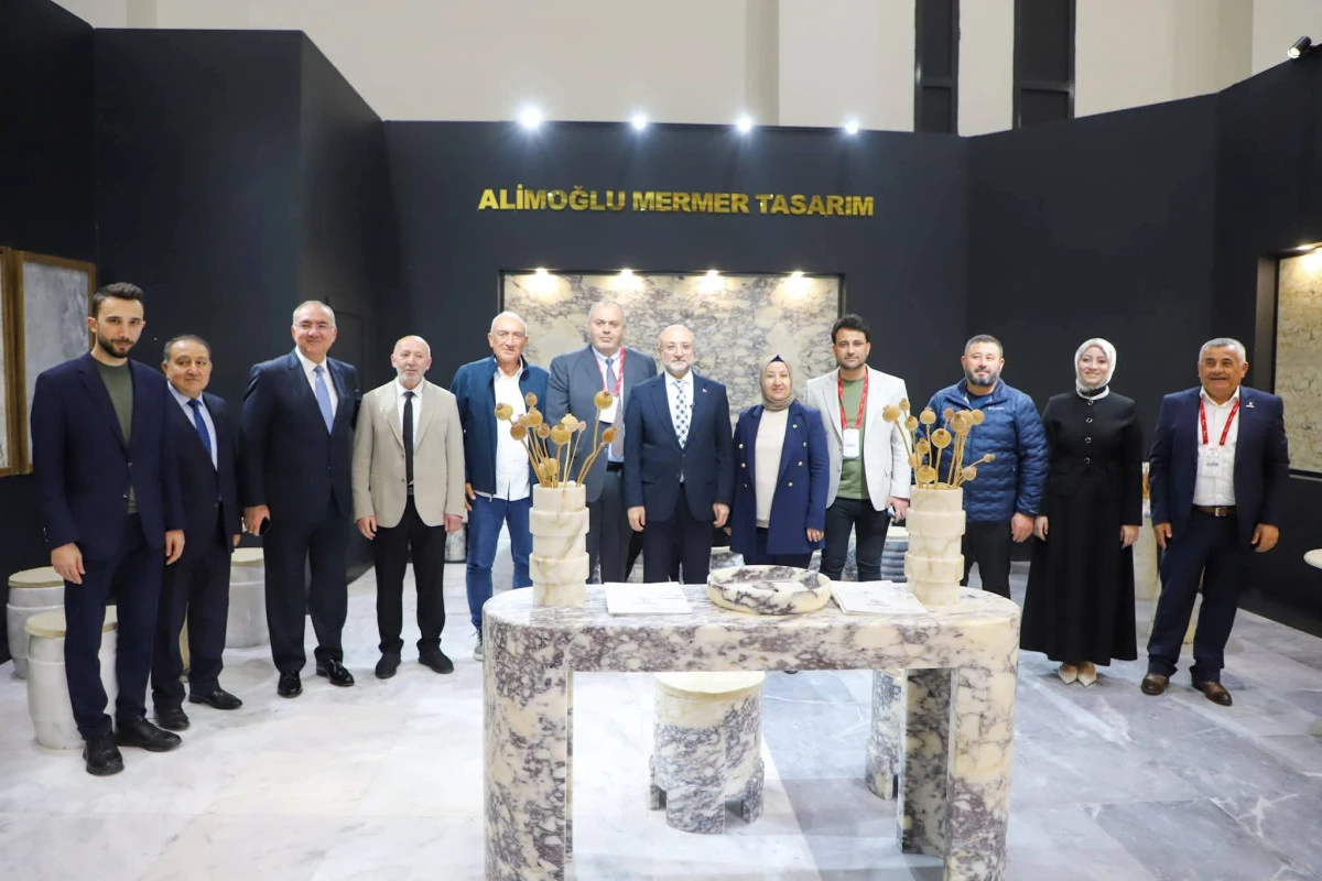AK PARTİ AFYONKARAHİSAR HEYETİ MARBLE İZMİR FUARI&rsquo;NDA SEKT&Ouml;R TEMSİLCİLERİYLE BULUŞTU