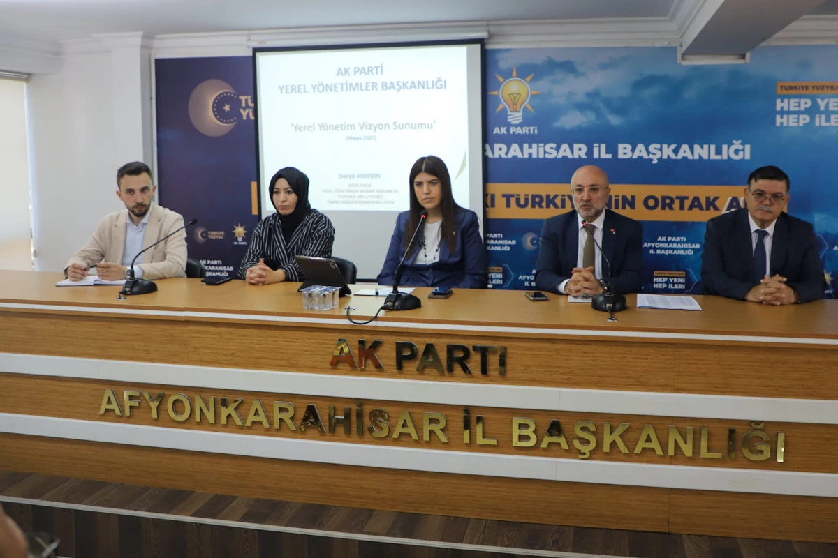 AK PARTİ'DE YEREL YÖNETİM ZİRVESİ AYAYDIN BELEDİYE BAŞKANLARIYLA BULUŞTU