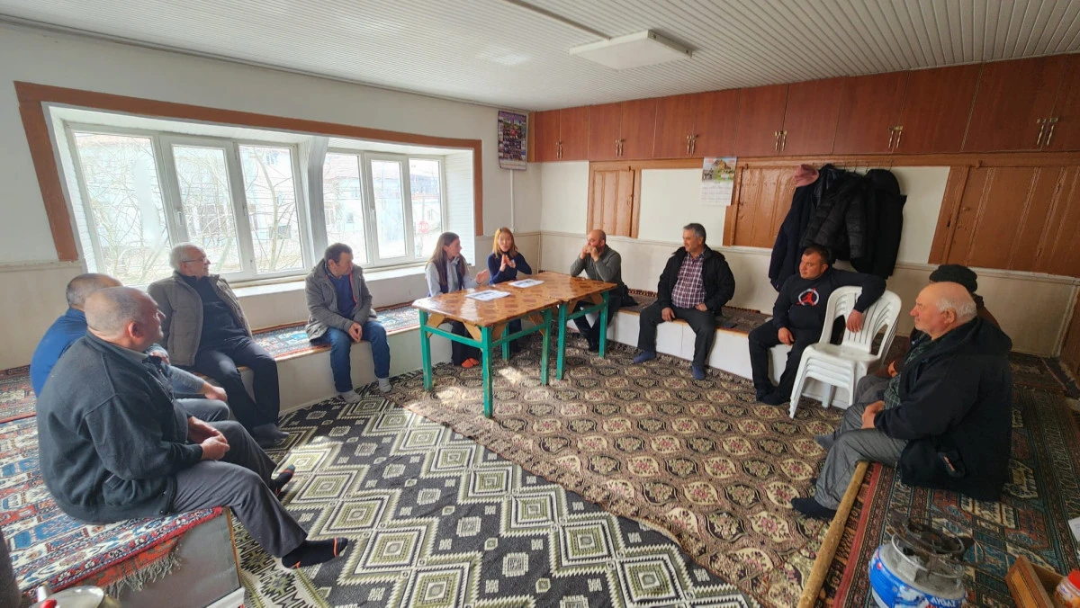 AK&Uuml; Bilim Kafe Etkinliğinde Y&uuml;k Hayvanlarının Bakımı Şuhut&rsquo;ta Ele Alındı