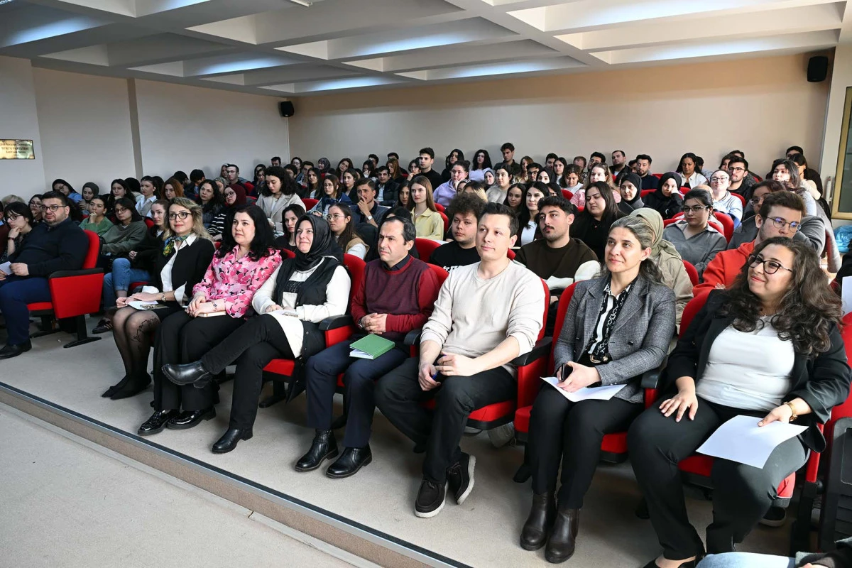 AK&Uuml; ile Kiel &Uuml;niversitesi Arasında Akademik İş Birliğinde İlk Adım: &ldquo;Alman Hukukuna Giriş&rdquo; Konferansı D&uuml;zenlendi