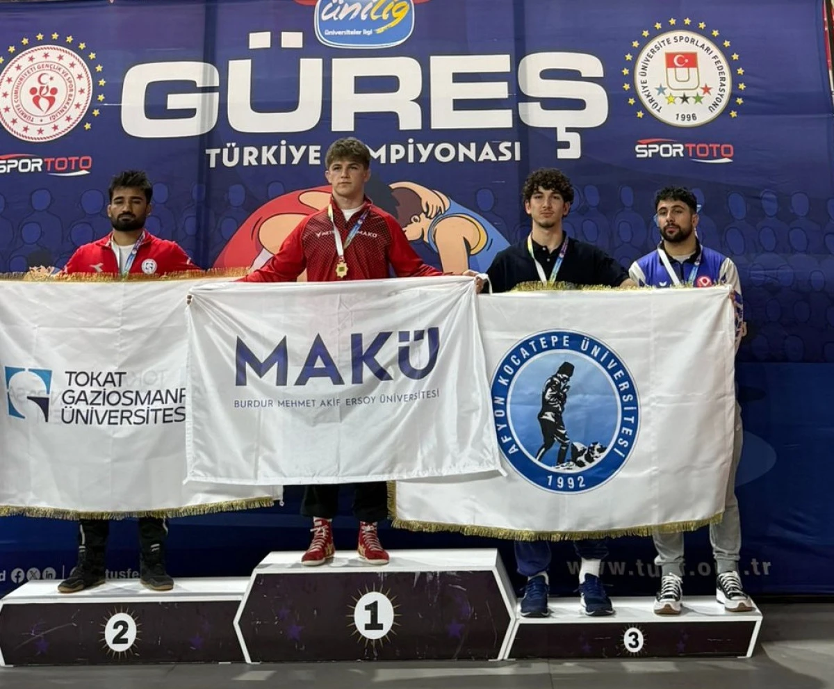 AK&Uuml; SPOR BİLİMLERİ FAK&Uuml;LTESİ &Ouml;ĞRENCİLERİ G&Uuml;REŞ ŞAMPİYONASINDAN 5 MADALYA İLE D&Ouml;ND&Uuml;