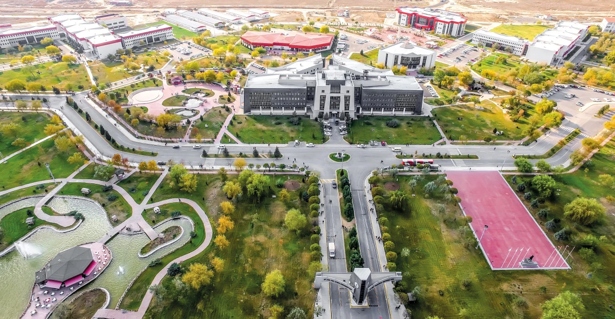 AK&Uuml; UİM Erasmus+ KA131 ve KA171 Projelerini Başarıyla Tamamladı