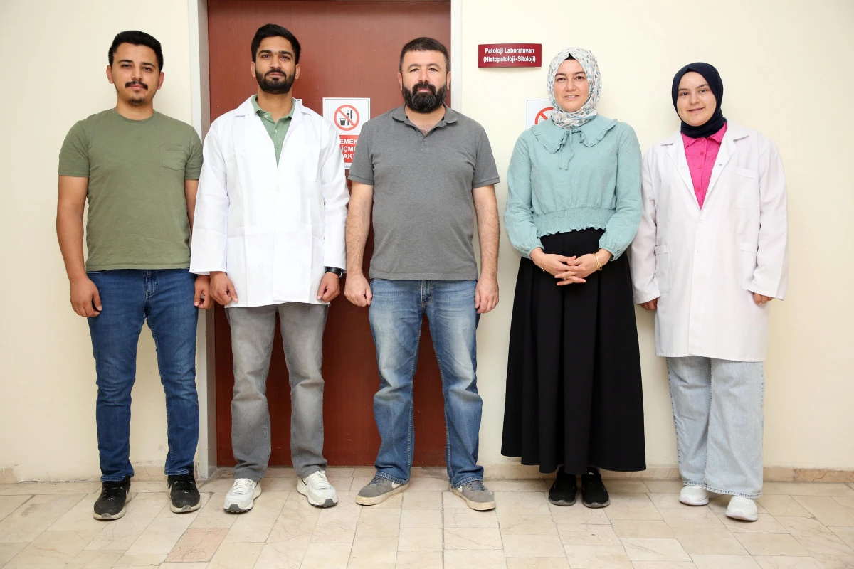 AKÜ Veteriner Fakültesi Laboratuvarı, Türkiye Geneline Hizmet Veriyor