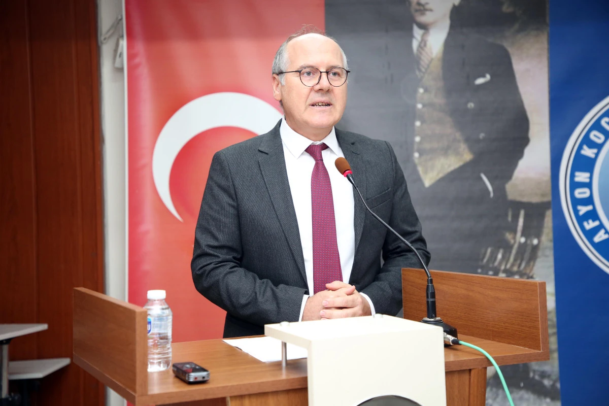 AKÜ’de “Bir Lider, Bir Millet: Atatürk Çalıştayı” Düzenlendi