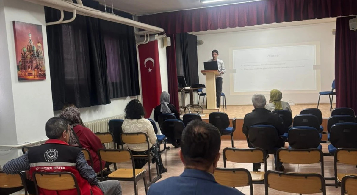 BOLVADİN SOSYAL HİZMET MERKEZİ PERSONELİNE RESMİ YAZIŞMA KURALLARI EĞİTİMİ