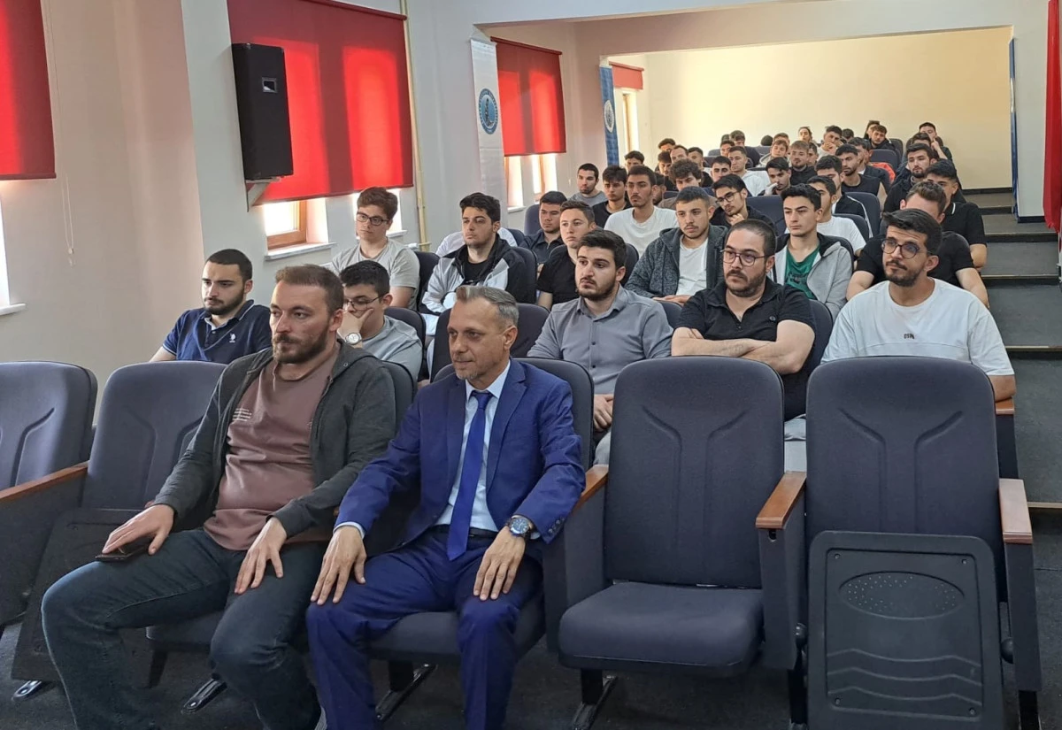 DAZKIRI BELEDİYE BAŞKANI &Ccedil;İ&Ccedil;EK, &Ouml;ĞRENCİLERLE BİR ARAYA GELDİ