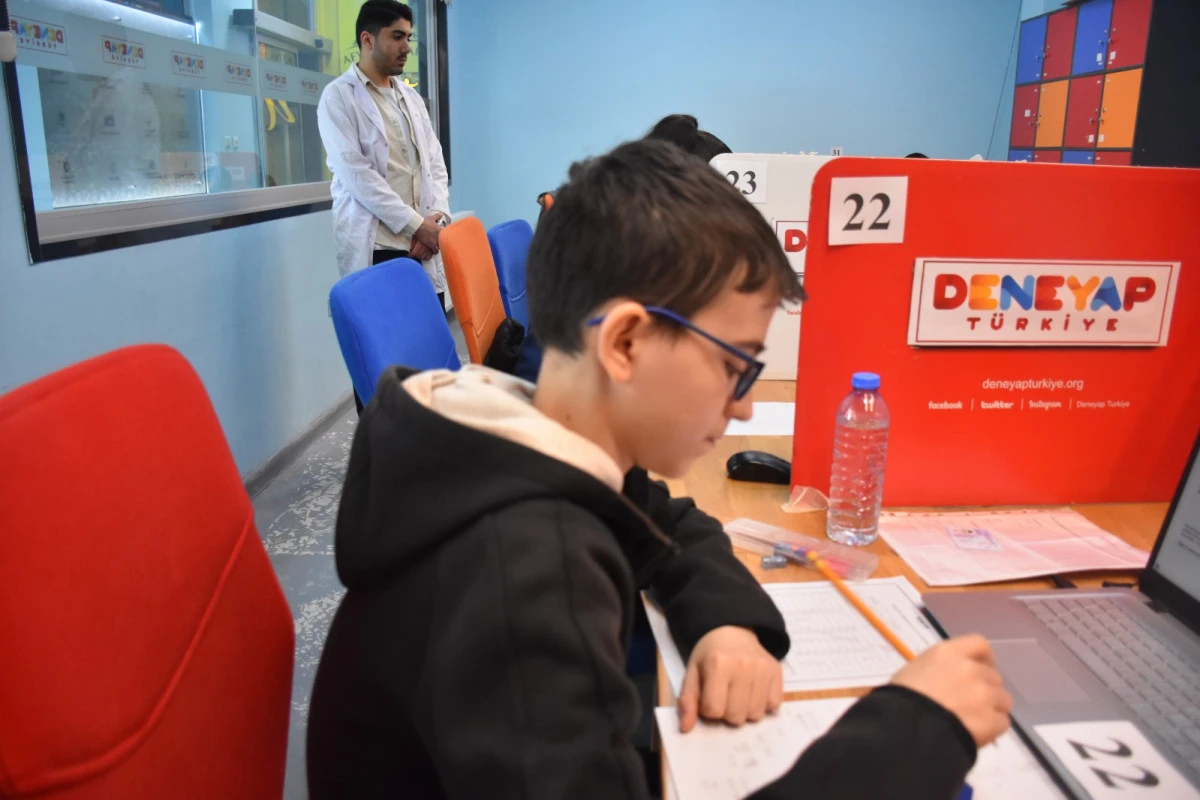 DENEYAP E-SINAV S&Uuml;RECİ 81 İLDE EŞ ZAMANLI BAŞLADI