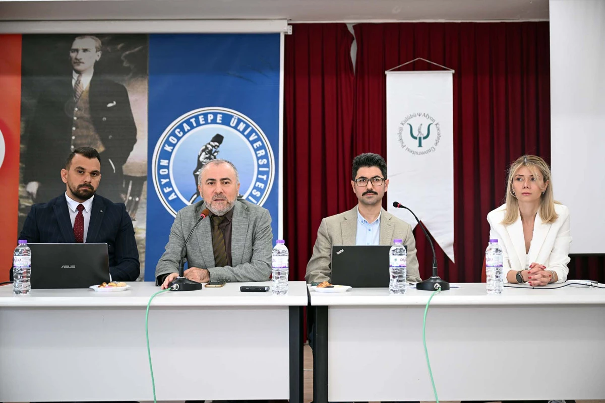  “Deprem Gerçeği Karşısında Birey ve Toplum” Anlatıldı