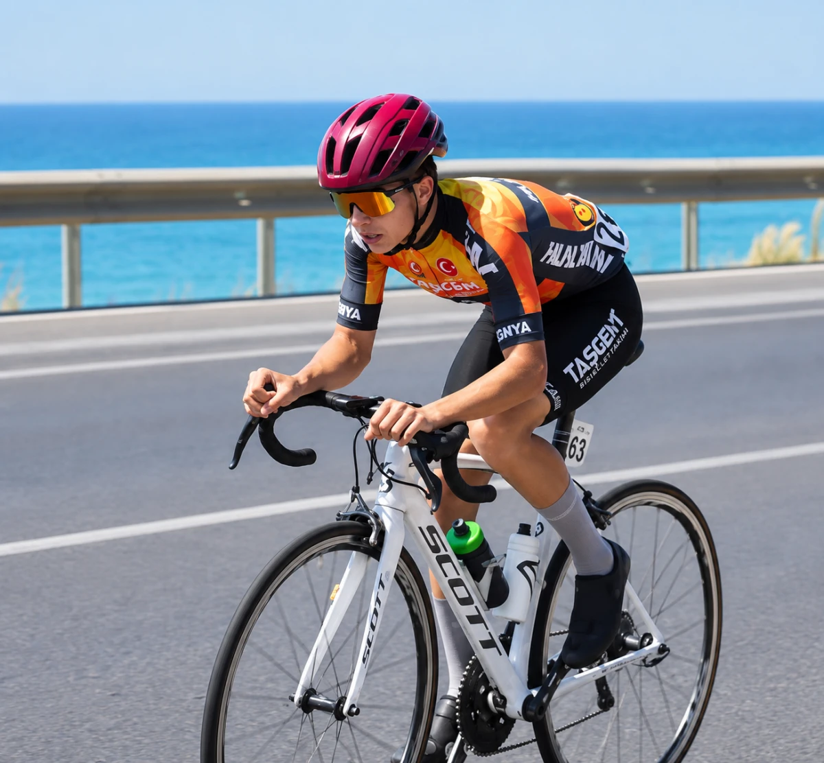 EYMEN DİNLER, KONYA OLİMPİK VELODROMU&rsquo;NDA PEDAL &Ccedil;EVİRECEK