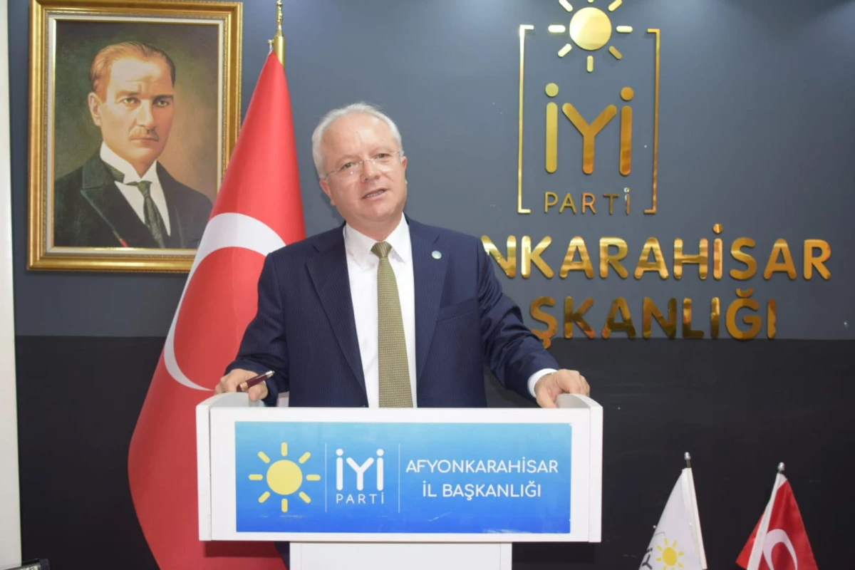 İYİ PARTİ GİK &Uuml;YESİ ALİ TOP&Ccedil;U: &ldquo;AFYON TEŞKİLATI T&Uuml;M T&Uuml;RKİYE&rsquo;YE &Ouml;RNEK OLUYOR&rdquo;