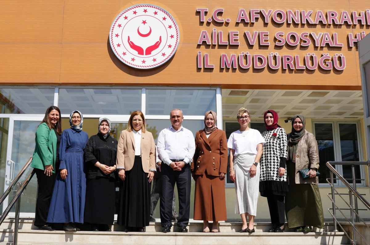 KADEM HEYETİ AFYONKARAHİSAR&rsquo;DA TEMAS VE ZİYARETLERDE BULUNDU