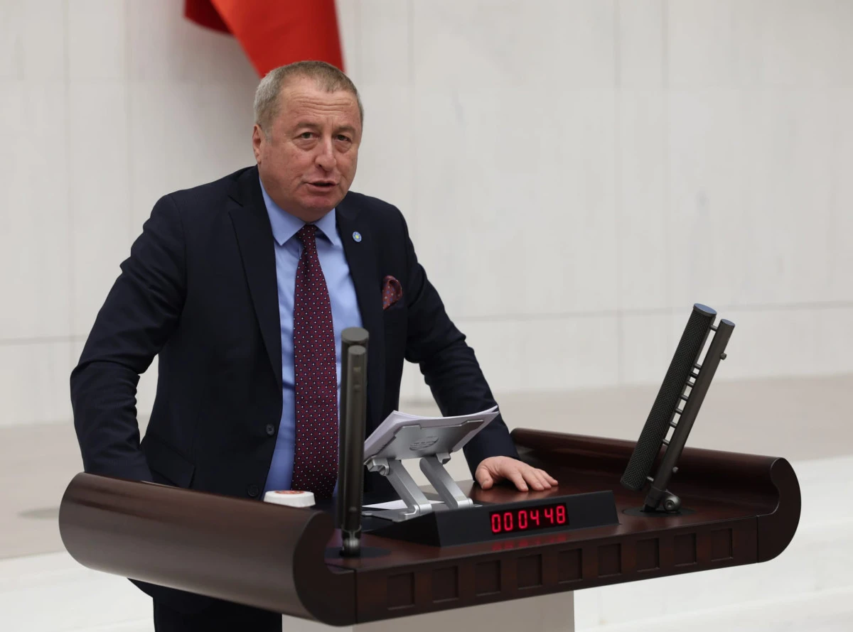 Köylere uğrayan değil, aklı başa uğrayan siyaset lazım