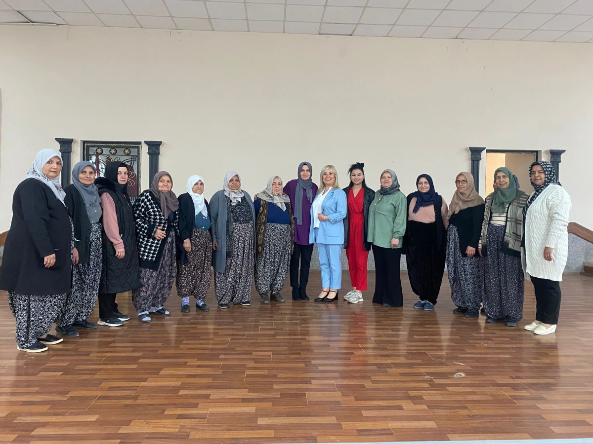 MHP Sinanpaşa KAÇEP Başkanlığı'ndan Sıcak Bir Kahvaltı Programı