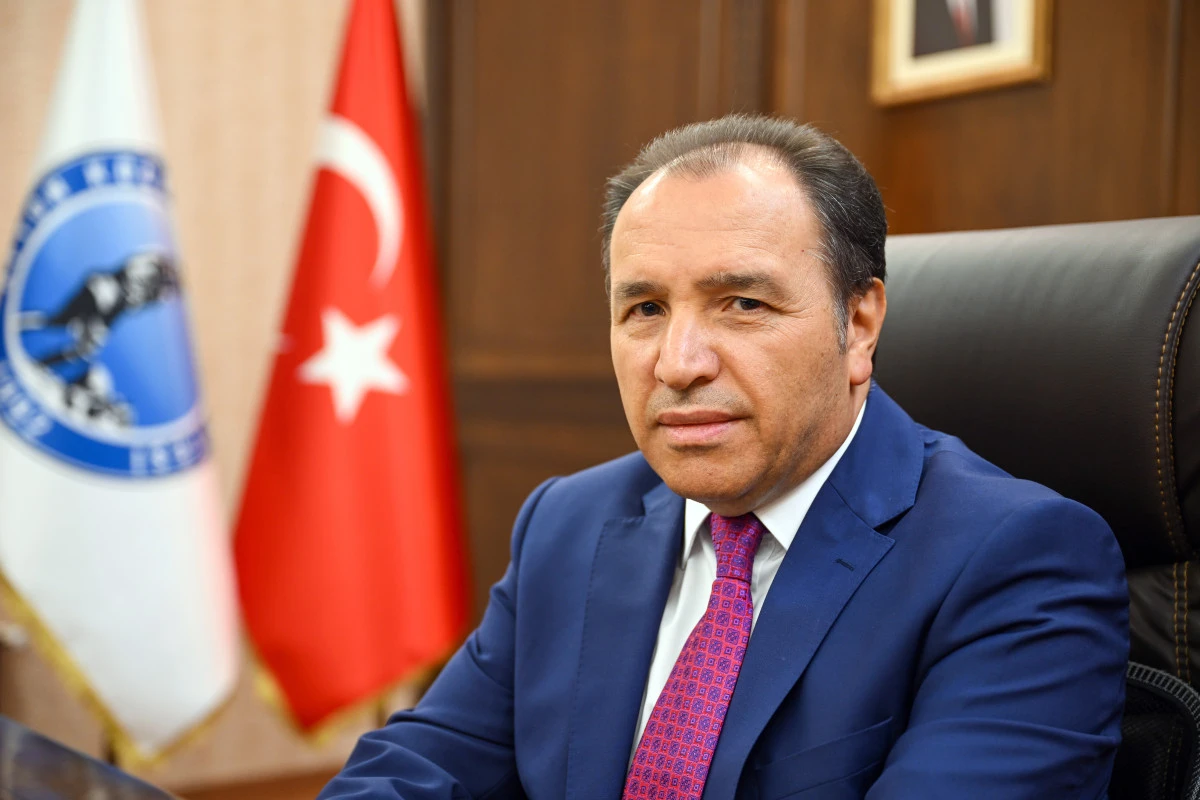 Rektör Karakaş’tan Anneler Günü Mesajı