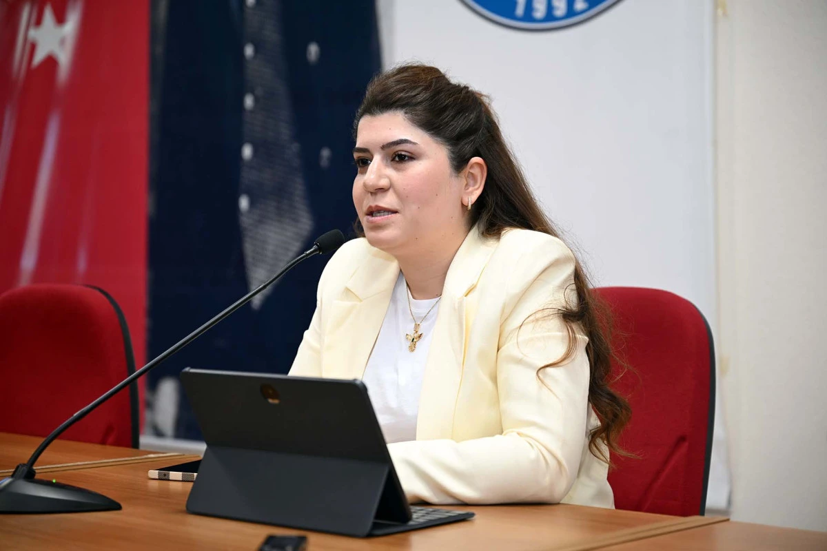 “Sosyal Medya, Marka, Algoritma ve Yapay Zeka Uygulamaları” Anlatıldı