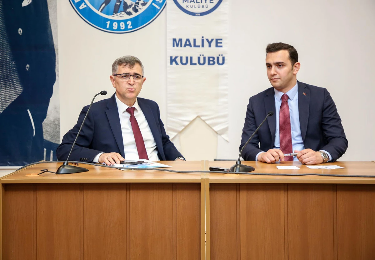 SULTANDAĞI KAYMAKAMI HACI DEMİRCİ, AK&Uuml; &Ouml;ĞRENCİLERİYLE BULUŞTU